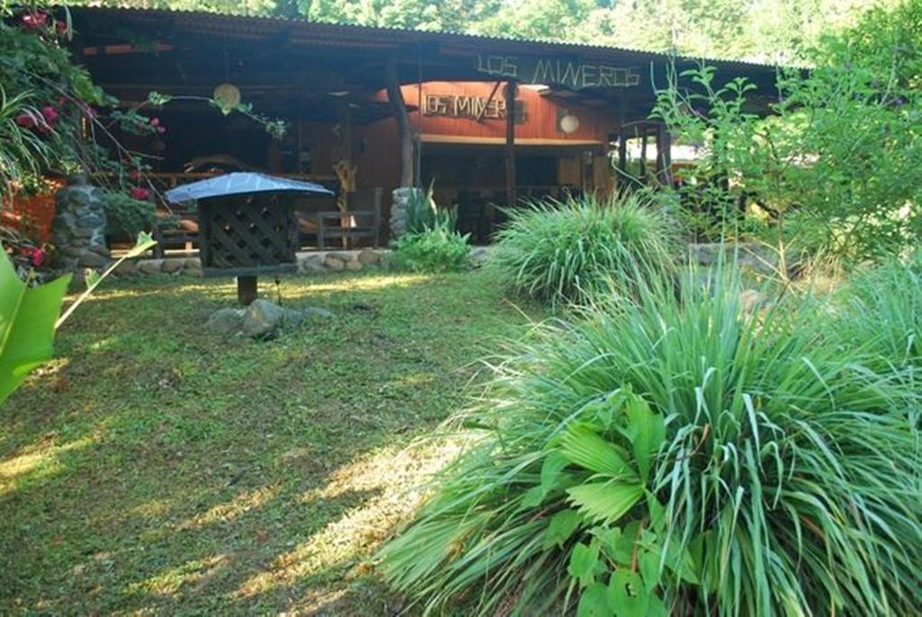Los Mineros Guesthouse Dos Brazos Bagian luar foto